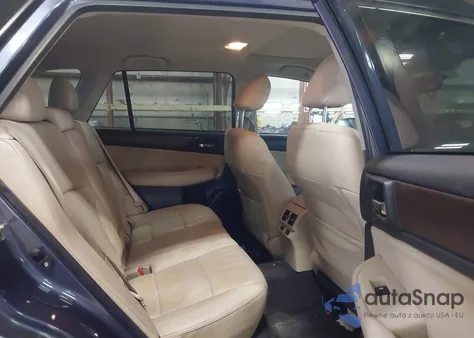 2015 Subaru Outback 2.5I Limited z USA, uszkodzony, nr VIN 4S4BSBNC8F3253748